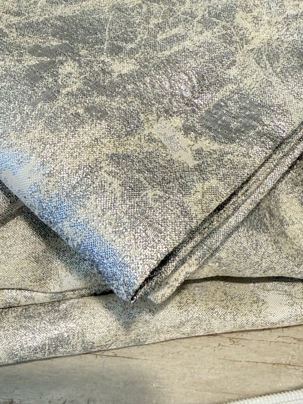 The Art Of Home Ann Gish King Duvet Set Terrazzo Silver New $525 W/Pillow Shams - Picture 9 of 12
